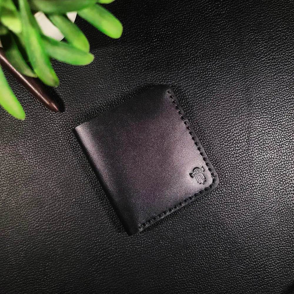 Article No 801 Vertical Smart Bifold Wallets - Ridge N Threads Pakistan