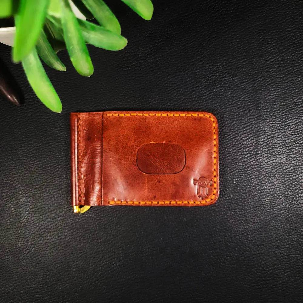 Article No 601 Money Clip Leather Wallet - Ridge N Threads Pakistan